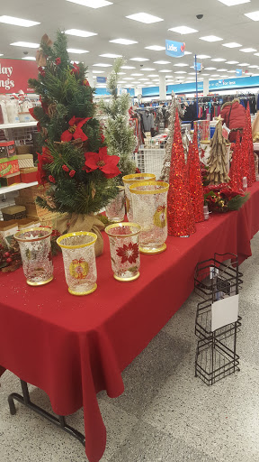 Clothing Store «Ross Dress for Less», reviews and photos, 9454 Skokie Blvd, Skokie, IL 60077, USA