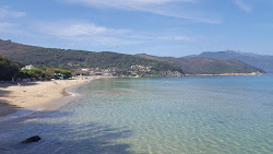 Foto von Biodola Strand und seine wunderschöne Landschaft