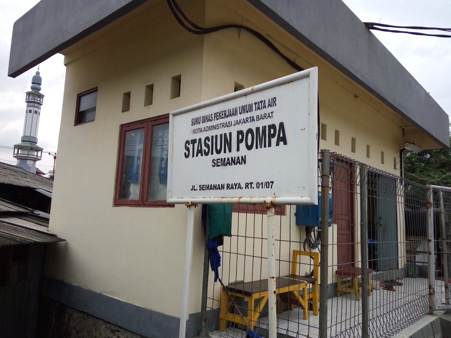 Stasiun Pompa Semanan Photo