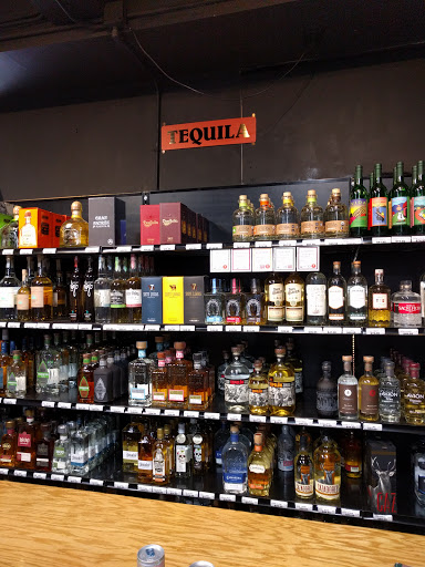 Liquor Store «Tenth Avenue Liquor Store», reviews and photos, 925 SW 10th Ave, Portland, OR 97205, USA
