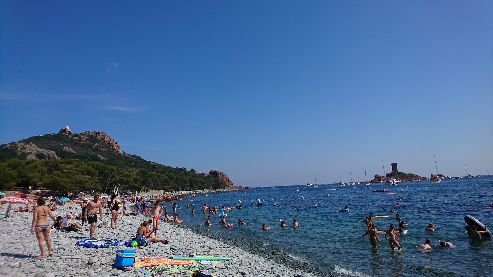 Foto von Plage du Debarquement - beliebter Ort unter Entspannungskennern