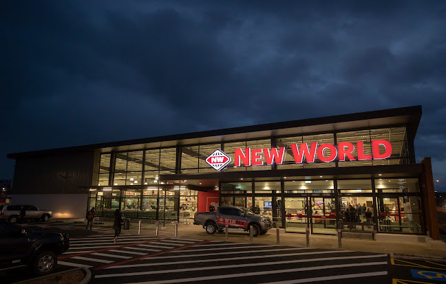 New World Feilding - Supermarket