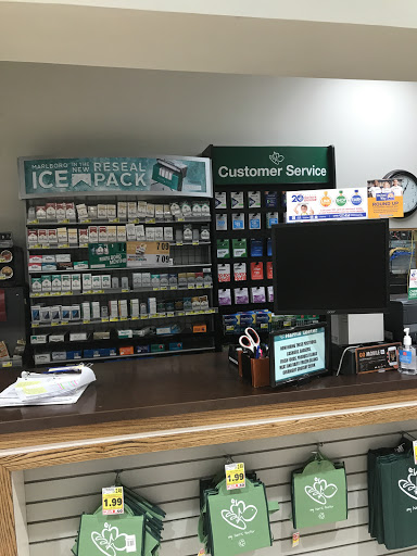 Grocery Store «Harris Teeter», reviews and photos, 2080 Kildaire Farm Rd, Cary, NC 27511, USA