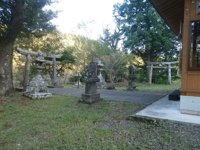 山頭神社