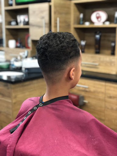 Barber Shop «American Barber Shop Cumming», reviews and photos, 415 Peachtree Pkwy #220, Cumming, GA 30041, USA