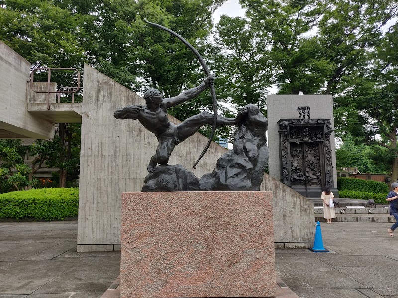 弓をひくヘラクレス 東京都台東区上野公園 彫刻 博物館 グルコミ