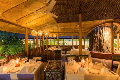 Fort Cochin Seafood Speciality Kitchen & Lounge - Casino Hotel, Willingdon Island, Kochi, Kerala 682003, India