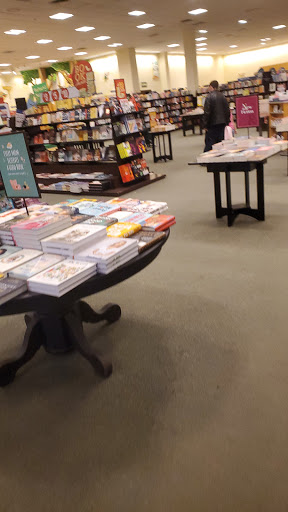 Book Store «Barnes & Noble», reviews and photos, 70 Worcester-Providence Turnpike, Millbury, MA 01527, USA