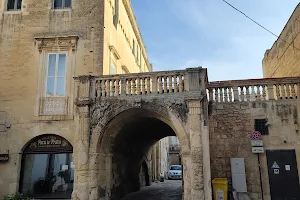 Arco di Prato image