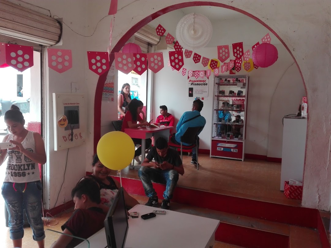 SALON DE ONCES LAS DELICIAS