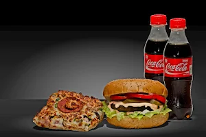 DADASH fast food (شعبه صادقیه) فست فود داداش image