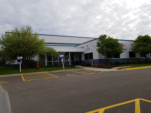 Shipping and Mailing Service «FedEx Ship Center», reviews and photos, 1270 Wilkening Rd, Schaumburg, IL 60173, USA