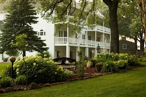 The Oakwood Inn image