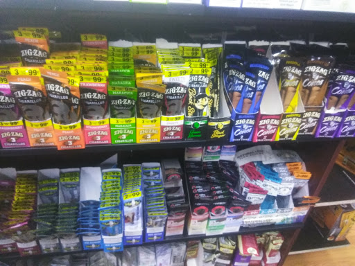 E-commerce Service «Smoke Shop», reviews and photos, 3363 Auburn Rd, Auburn Hills, MI 48326, USA