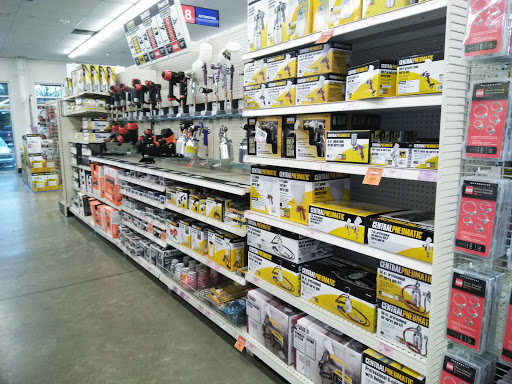 Hardware Store «Harbor Freight Tools», reviews and photos, 6205 Corson Ave S, Seattle, WA 98108, USA