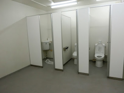 開成山野球場 １塁側トイレ