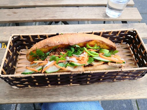 Le Bánh Mì