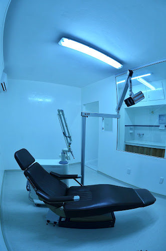 Radiologia 3D Invisalign-Uruguay Clínica Mendez Turell - Dentista