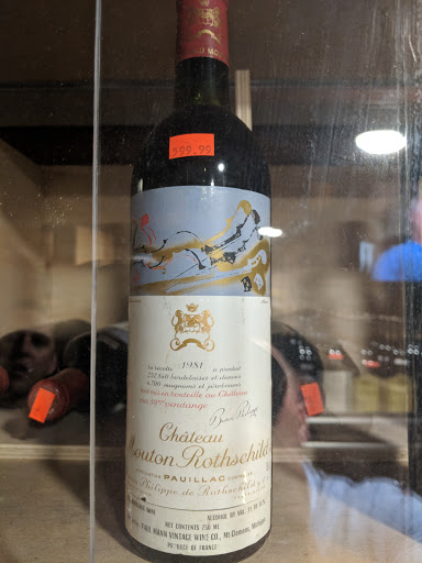 Wine Store «Wine Bank», reviews and photos, 363 5th Ave # 100, San Diego, CA 92101, USA