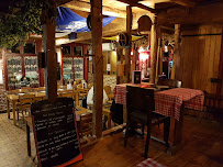 Atmosphère du Restaurant français Saint Erasme à Sercus - n°2