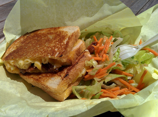 Shopping Mall «Bridgepointe Shopping Center», reviews and photos, Bridgepointe Pkwy, San Mateo, CA 94404, USA