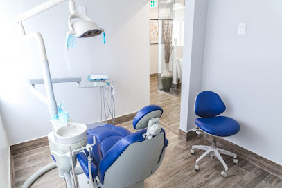 Vista Dental and Denture Clinic