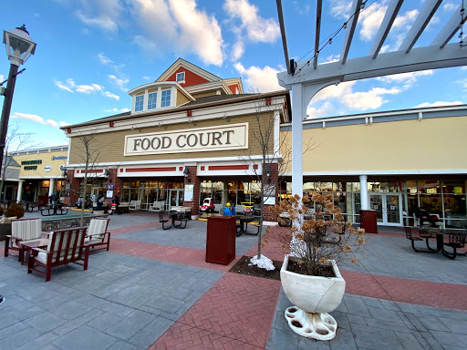 Outlet Mall «Tanger Outlet Riverhead», reviews and photos, 200 Tanger Mall Dr, Riverhead, NY 11901, USA