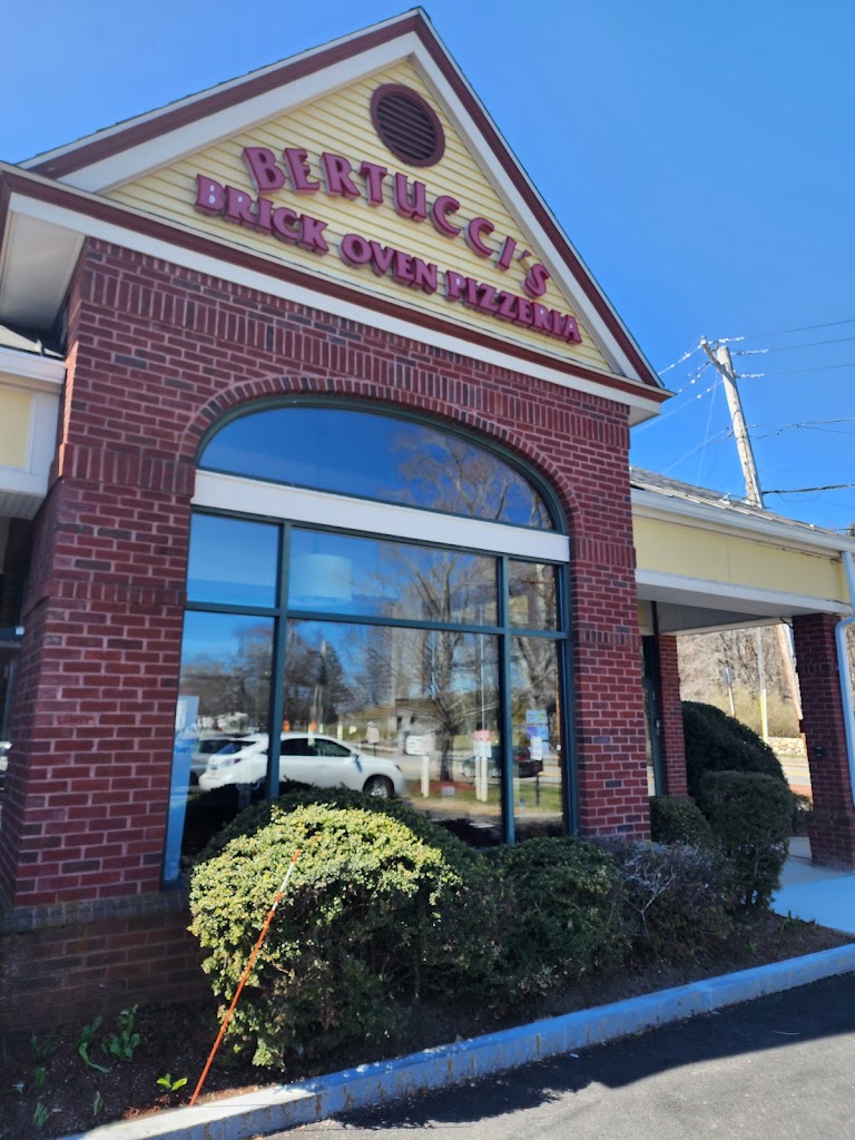 Bertucci's Italian Restaurant 01824