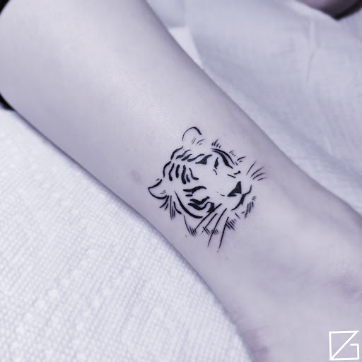 Tattoo Shop «Dallas Tattoo & Arts Company», reviews and photos, 2712 Live Oak St, Dallas, TX 75204, USA