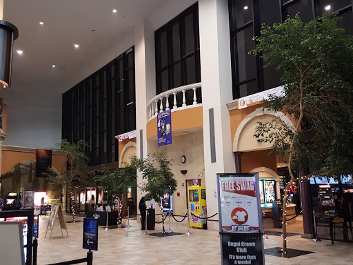 Movie Theater «Regal Cinemas Live Oak 18 & RPX», reviews and photos, 7901 Pat Booker Rd, Live Oak, TX 78233, USA