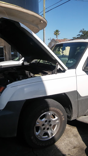 Auto Repair Shop «Castillos Tampa Bay Auto Repair», reviews and photos, 1111 E Cass St, Tampa, FL 33602, USA