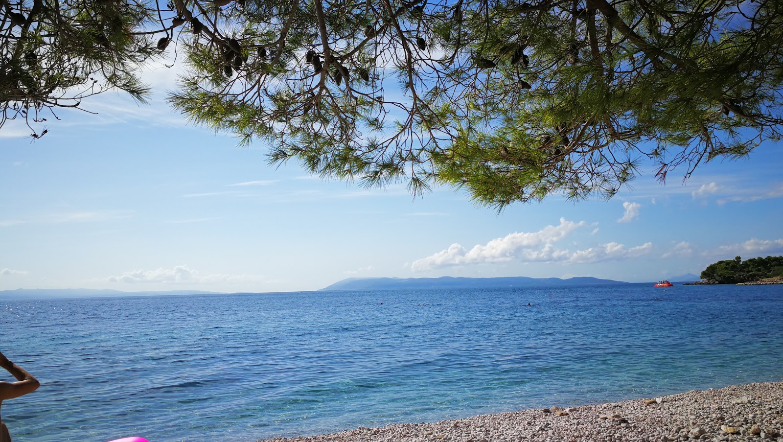 Photo de Plage de Podgora avec rivage droit, long