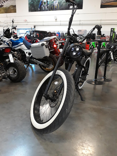 Motorcycle Dealer «Apache Motorcycles Phoenix», reviews and photos, 3618 W Camelback Rd, Phoenix, AZ 85019, USA