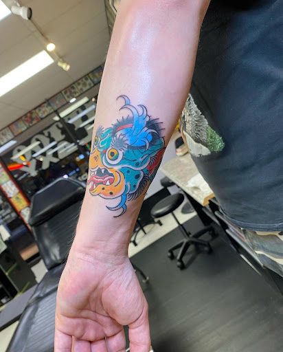Explore great half sleeve tattoo ideas, creative tattoo ideas in Rehoboth Beach, available at Tattoo Galaxy (Rehoboth Beach) Piercing & Custom tattoos