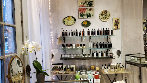 Gift Shop «Essenza Inc», reviews and photos, 615 N 35th St, Seattle, WA 98103, USA