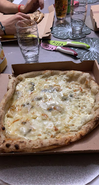 Plats et boissons du Pizzeria LA SYBARITA à La Souterraine - n°11