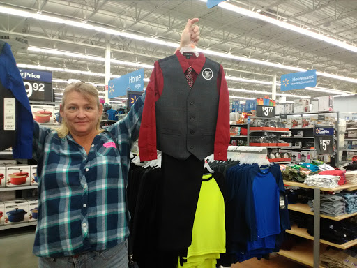 Department Store «Walmart Supercenter», reviews and photos, 10470 Twin Cities Rd, Galt, CA 95632, USA