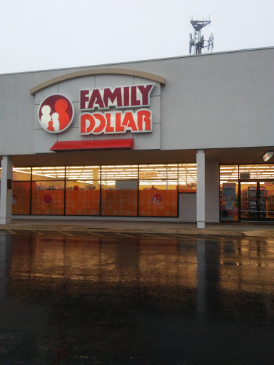 FAMILY DOLLAR, 1153 Fort Campbell Blvd, Clarksville, TN 37042, USA, 