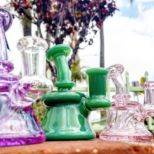 Tobacco Shop «i-nhale Smoke Shop Veteran Owned», reviews and photos, 1055 Redondo Ave, Long Beach, CA 90804, USA