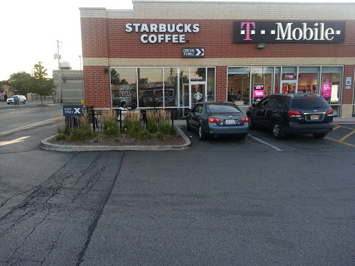 Starbucks, 7788 S Cicero Ave, Burbank, IL 60459, USA, 