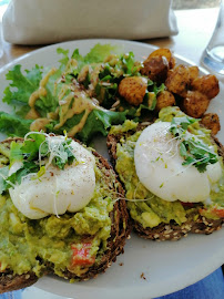 Avocado toast du Café Öst Café à Besançon - n°3