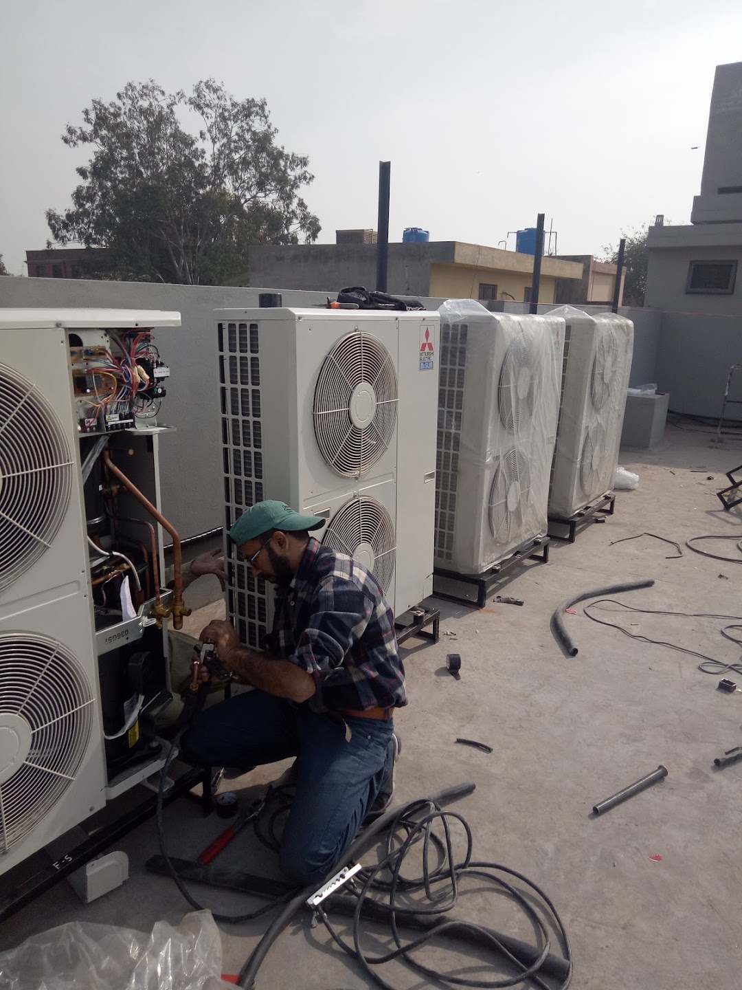 A K Engineering Refrigeration Contrector