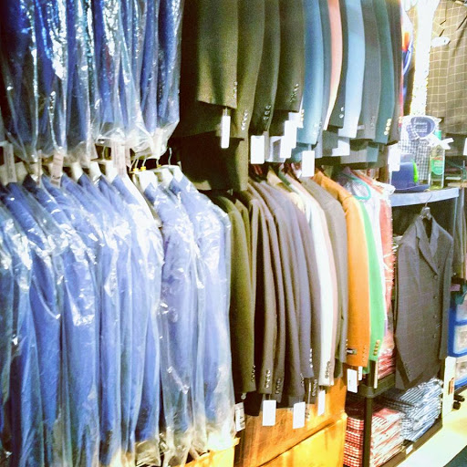 Self-Storage Facility «CubeSmart Self Storage», reviews and photos, 4720 Warrensville Center Rd, North Randall, OH 44128, USA