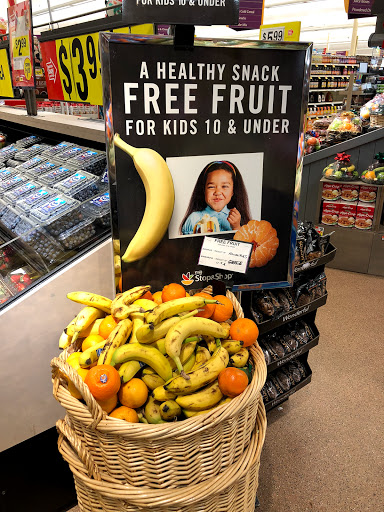 Grocery Store «Super Stop & Shop», reviews and photos, 1391 Main St, Willimantic, CT 06226, USA