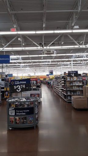 Department Store «Walmart Supercenter», reviews and photos, 620 Gravel Pike, East Greenville, PA 18041, USA
