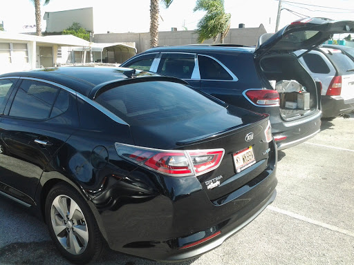 Car Dealer «Friendly Kia», reviews and photos, 5819 US-19, New Port Richey, FL 34652, USA