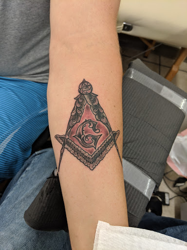 Tattoo Shop «Generation X Tattoo and Body Piercing Studio», reviews and photos, 2010 S Atlantic Ave, Daytona Beach, FL 32118, USA