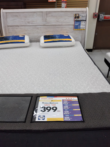 Discount Store «Big Lots», reviews and photos, 1699 River Oaks Dr, Calumet City, IL 60409, USA