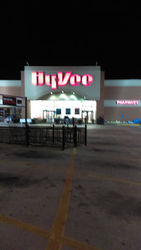 Supermarket «Hy-Vee», reviews and photos, 2453 N Court St, Ottumwa, IA 52501, USA