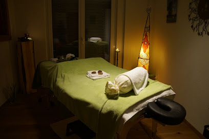 BD Wellness Massage - Indische und Lava Shells Massagen